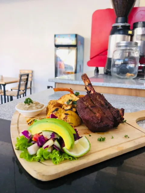 Tom Hawk Steak